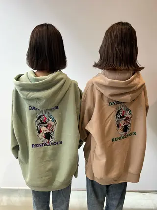 ミディアム カラー APREKO SAYAKAのヘアスタイル