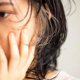 ショート 🌈圧倒的デザイン力 内井省吾のヘアスタイル