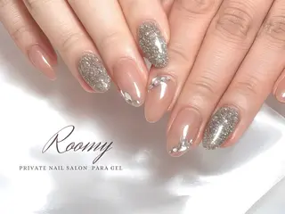 ネイル nail salon Roomy 竹ノ塚所属・nail salon Roomy 竹ノ塚のネイルデザイン