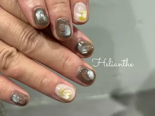 ネイル Helianthe所属・NAILARTIST MIKAのネイルデザイン