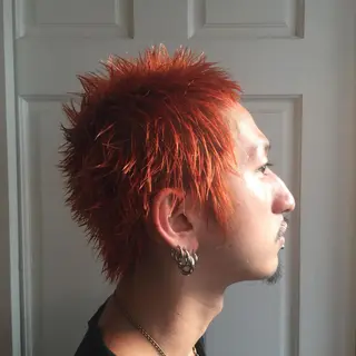 カラー メンズ ホワイト&レイヤーカ ットエクステ長畠俊輔のヘアスタイル