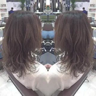 ミディアム セミロング カラー 青木 茂樹⭐️ 透明感カラーのヘアスタイル