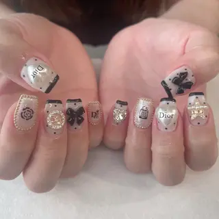 ネイル 💎🐰 saki. m 🐰💎のネイルデザイン