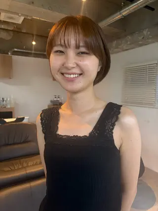 ショート 𝘕𝘰𝘯🪄🫧 〜うる艶カラー〜のヘアスタイル