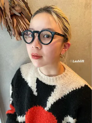 マツエク・マツパ Sue eyelash&eyebrow所属・Shigeno Hikaruのマツエク・マツパデザイン