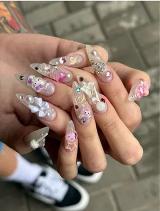 ネイル Lyna 池袋のネイルデザイン