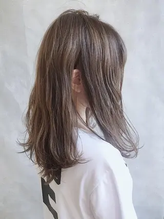 セミロング カラー MOU namba ムウナンバのヘアスタイル