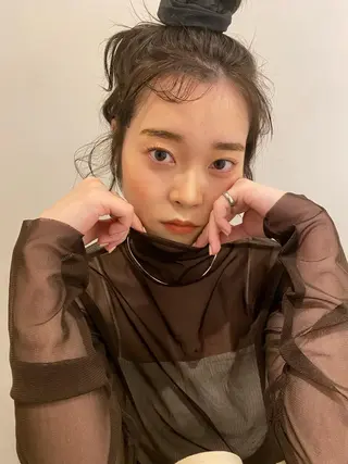 ミディアム カラー vixus mamiのヘアスタイル