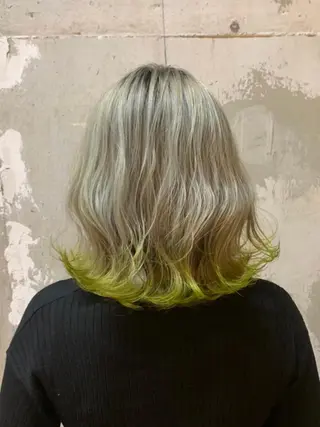 ミディアム カラー 🎀ハイトーン/レイ ヤー/Reina🎀のヘアスタイル