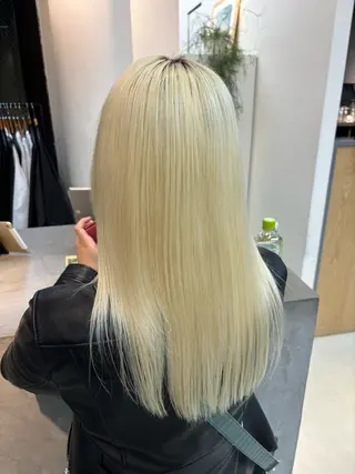 セミロング 艶髪ストレート/ 理美容師/ショウキのヘアスタイル