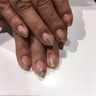 ネイル imymemine所属・渡邊 束紗のネイルデザイン