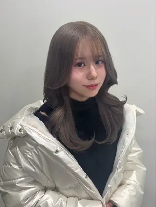 ロング カラー ヘアアレンジ 韓国レイヤーカット /韓国トレンドカラーのヘアスタイル
