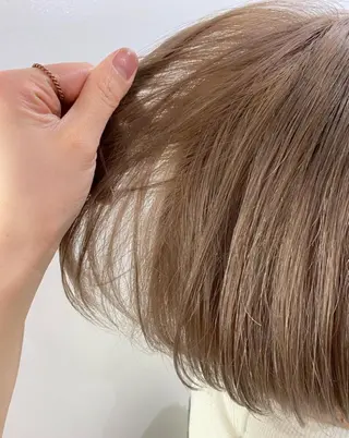 ショート 韓国レイヤー/透明感 カラー🦋mioのヘアスタイル