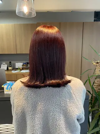 ミディアム カラー alu所属・マキノ キョウカのヘアスタイル
