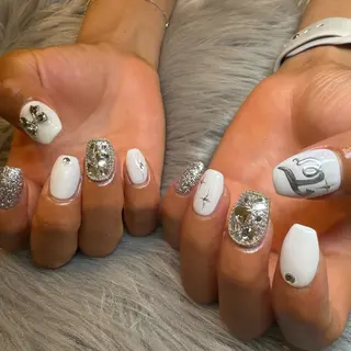 ネイル EARTH守谷店所属・🩶EARTH守谷店 YURA🦋のネイルデザイン