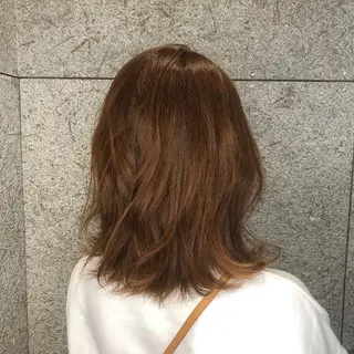 セミロング カラー カトウ ユウカのヘアスタイル