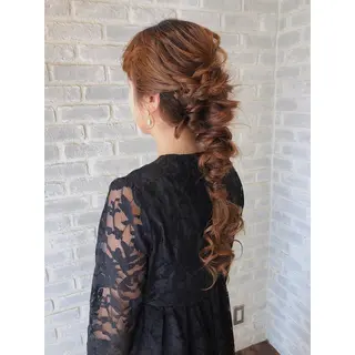 ロング カラー パーマ ヘアアレンジ 藤井 菜緒のヘアスタイル