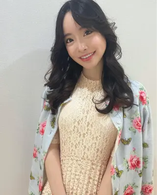 セミロング カラー 💙美髪救世主💙 関華蓮のヘアスタイル