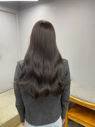 ロング カラー 愛莉/ラベンダー/ ベージュ/ブラウンのヘアスタイル