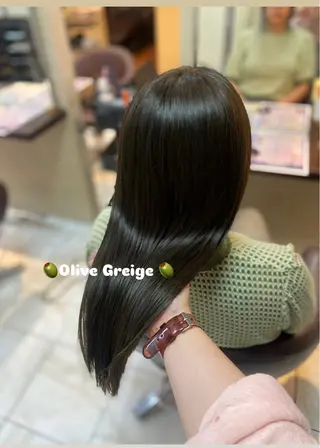 セミロング 🎀透明感カラー 🐈ナズナのヘアスタイル