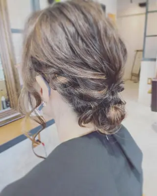 セミロング カラー ヘアアレンジ Calenda/ パーソナル美髪サロンのヘアスタイル