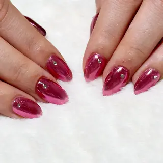 ミディアム yuka ♡のネイルデザイン