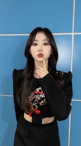 ロング まつパ/ケア ブリーチ/sEnAのヘアスタイル