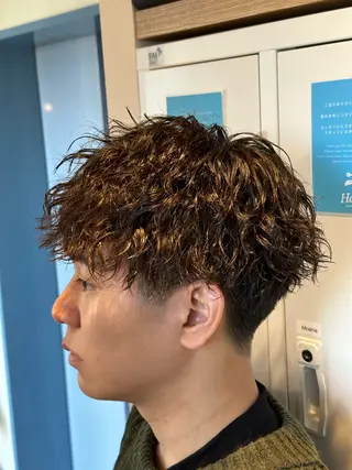 パーマ 【メンズパーマ】比嘉 啓人のヘアスタイル