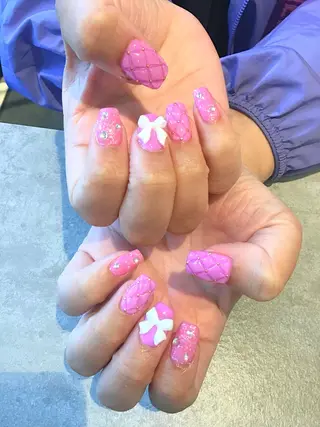 ネイル Nest 岩崎のネイルデザイン