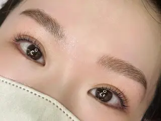 マツエク・マツパ アイブロウ saika more Suzukiのマツエク・マツパデザイン