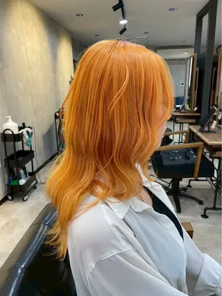 ロング カラー SoL所属・SoL ソルのヘアスタイル