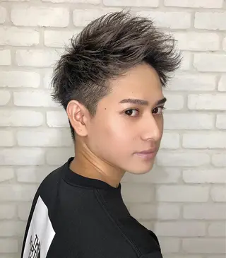 メンズ 【店長】メンズ職人 短髪　ハイトーン🔥のヘアスタイル