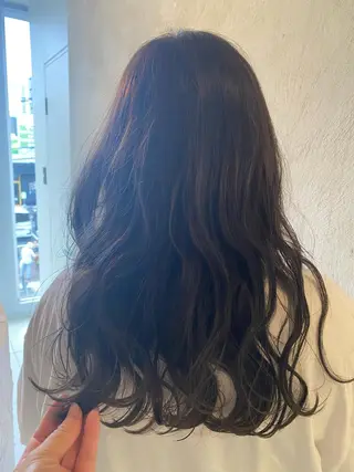 ロング I nagiのヘアスタイル
