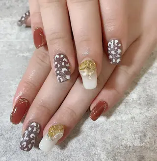 ネイル AMIRA Aのネイルデザイン