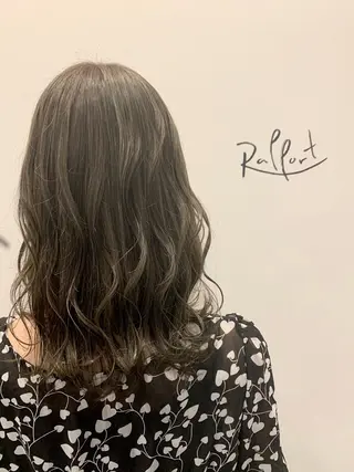ロング カラー Rapport ラポールのヘアスタイル