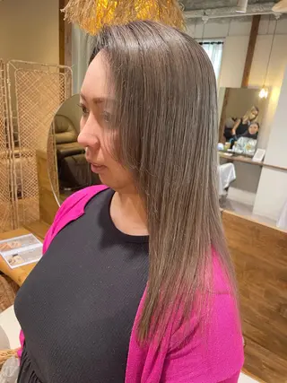 セミロング カラー cocoluana(ココルアナ)所属・韓国風ヘア専門 🇰🇷Noaのヘアスタイル