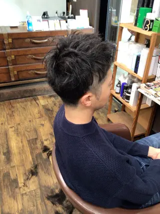 ショート 香川 裕基のヘアスタイル