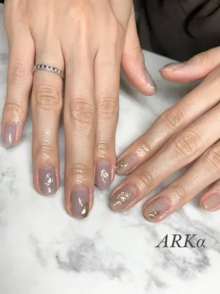 ミディアム ネイル Nailsalon ARKαのネイルデザイン