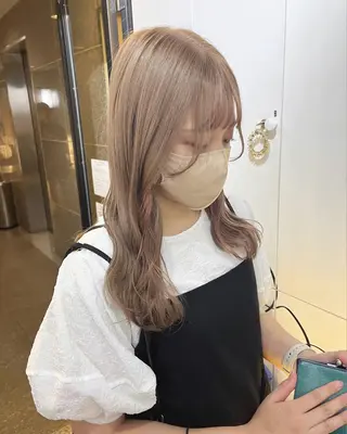 ロング カラー 暖色/まろベージュ/ シカタユウカのヘアスタイル