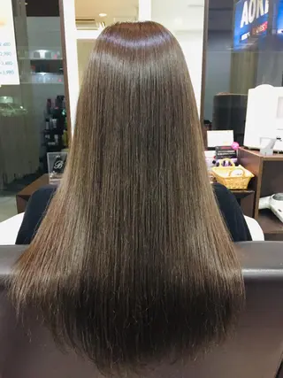 ロング カラー 阿久津 泰幸のヘアスタイル