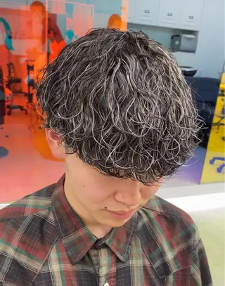 カラー 【圧倒的センス】 まる/メンズカラーのヘアスタイル