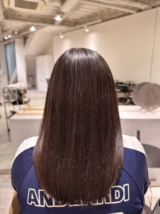 ロング mario所属・松岡 陸弥のヘアスタイル