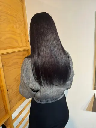 ロング カラー MOND / PINのヘアスタイル