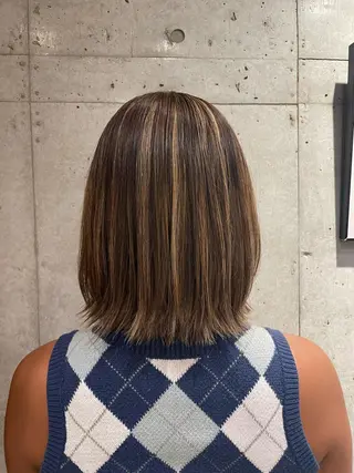 ミディアム カラー CRESCENDO 山本樹カットカラーのヘアスタイル