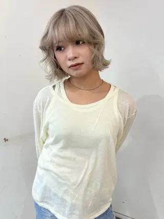 ミディアム いざわりお /梅田/ブリーチのヘアスタイル