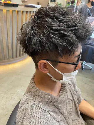 ショート パーマ メンズ ダブルカラー /まつ毛パーマ🎀のヘアスタイル