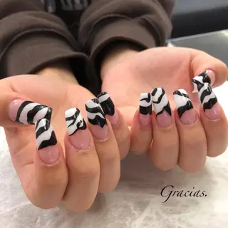 ネイル Gracias. rieのネイルデザイン