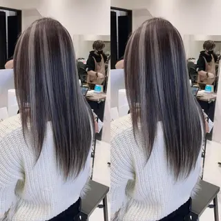 ロング カラー オフホワイトアンドなんば所属・福西 洋斗のヘアスタイル