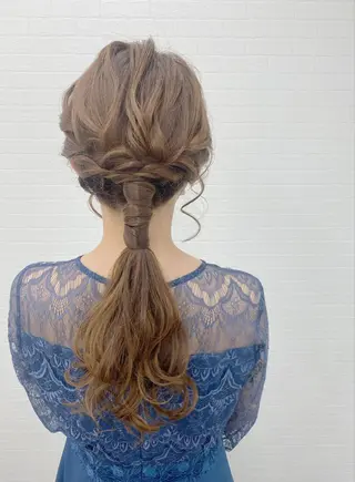 ロング ヘアアレンジ GRANLUSSO 〜グランルッソ駅前店所属・木口 嘉美のヘアスタイル