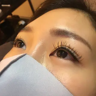 マツエク・マツパ Violet所属・ウエキ エリカのマツエク・マツパデザイン